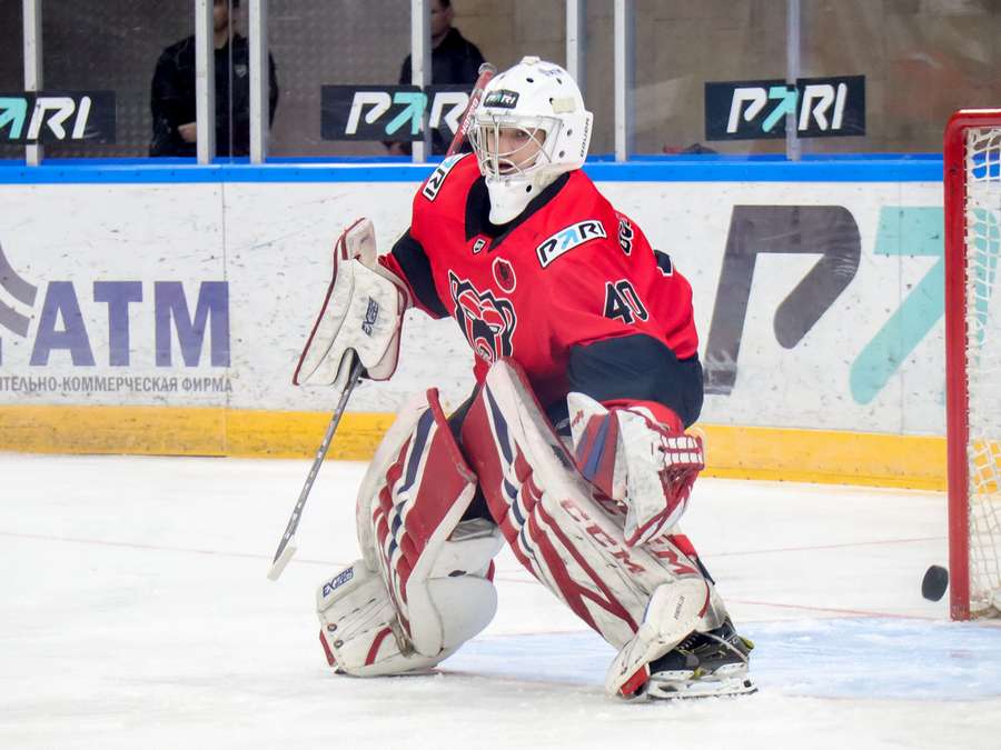 Молот и Парма – вверх, Амкар – вниз