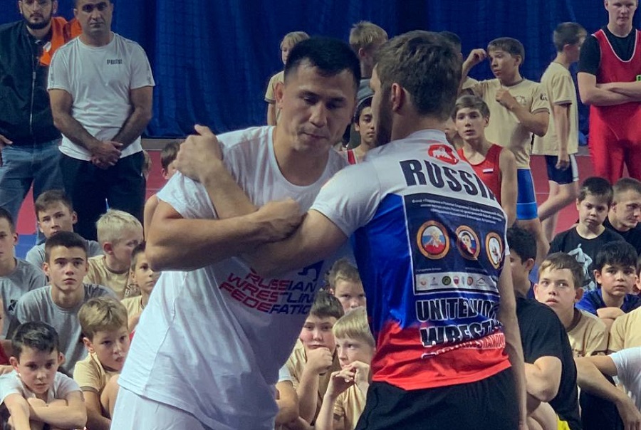 Пермский край посетил двукратный олимпийский чемпион по греко-римской борьбе Роман Власов 