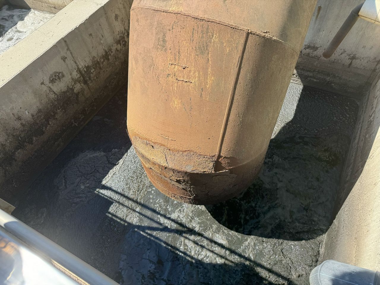 Такой вода поступает на БОС