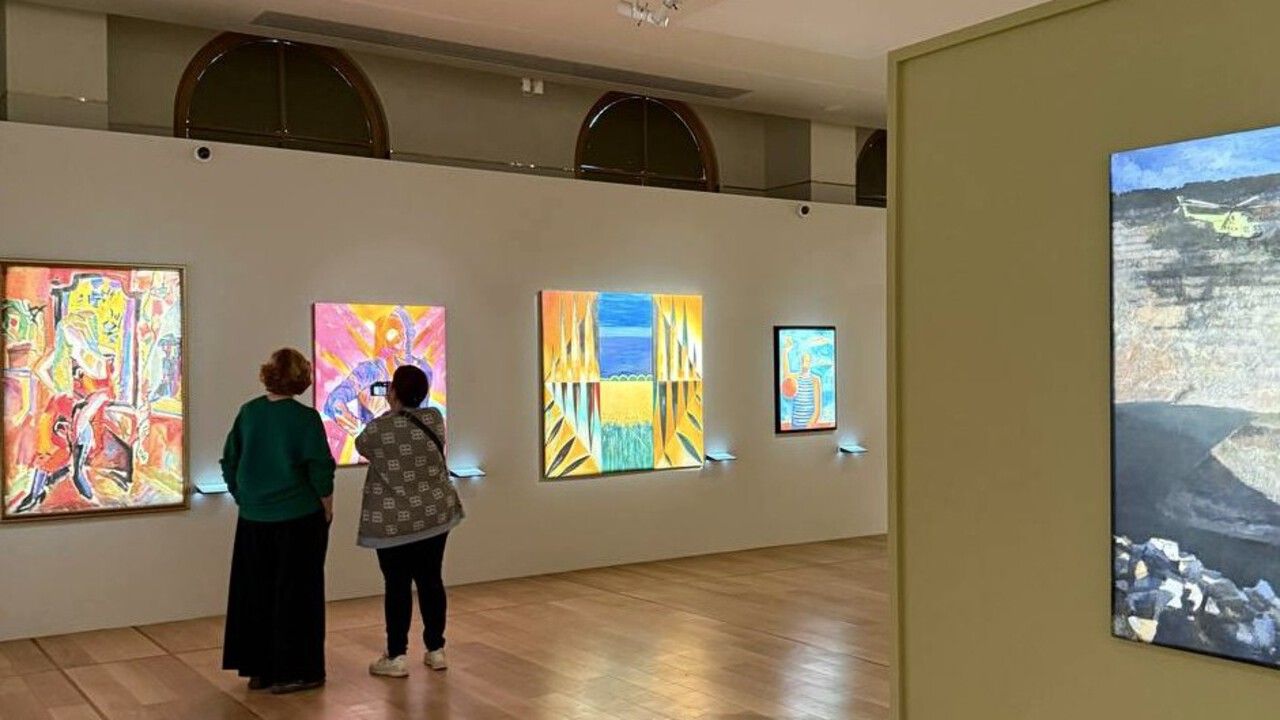 ​В Санкт-Петербурге открыли выставку, посвященную искусству Пермского края