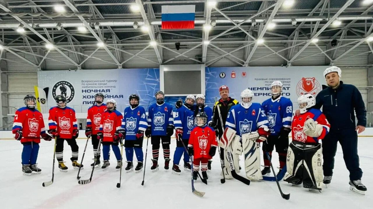В Перми успешно растет хоккейная команда, в которой играют слепые вратари
