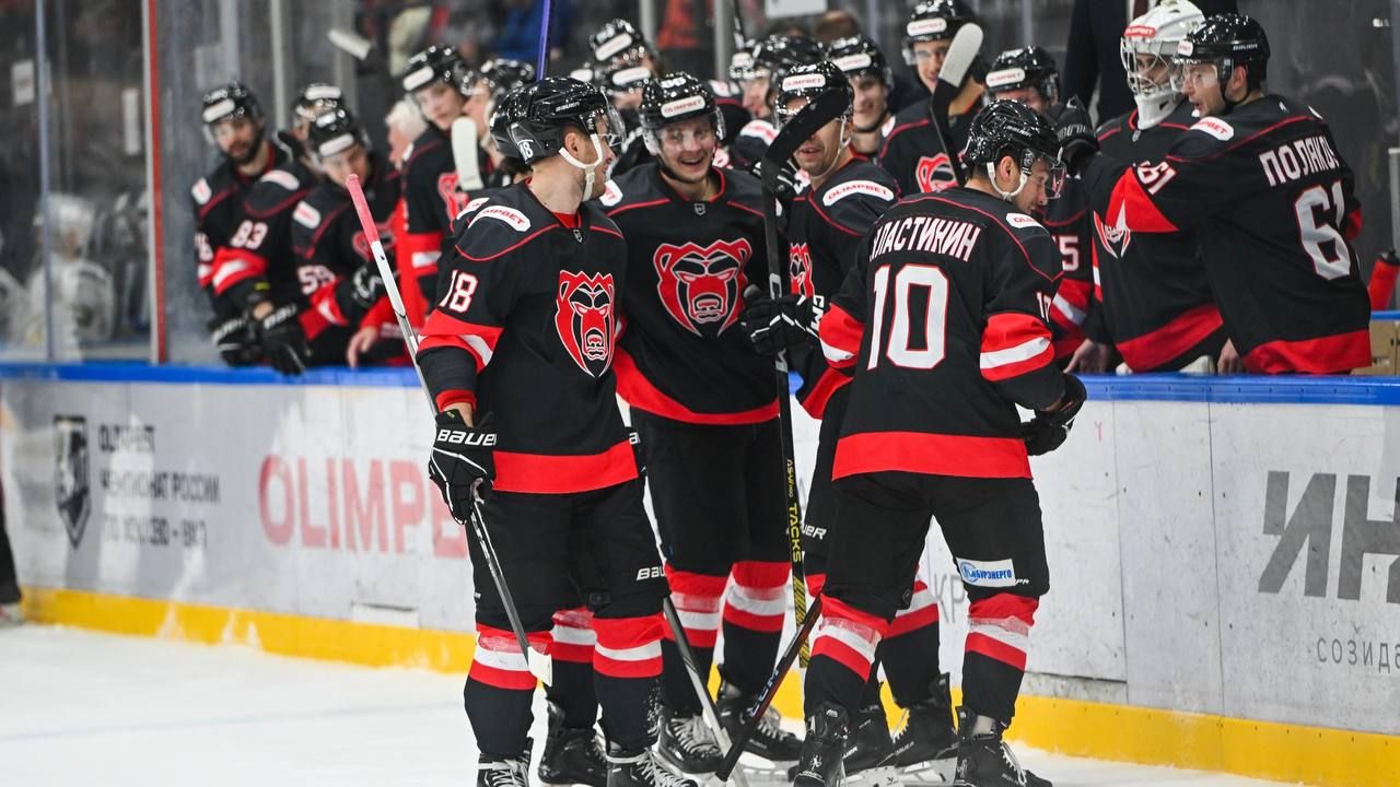 ​«Молот» переиграл «Кристалл»