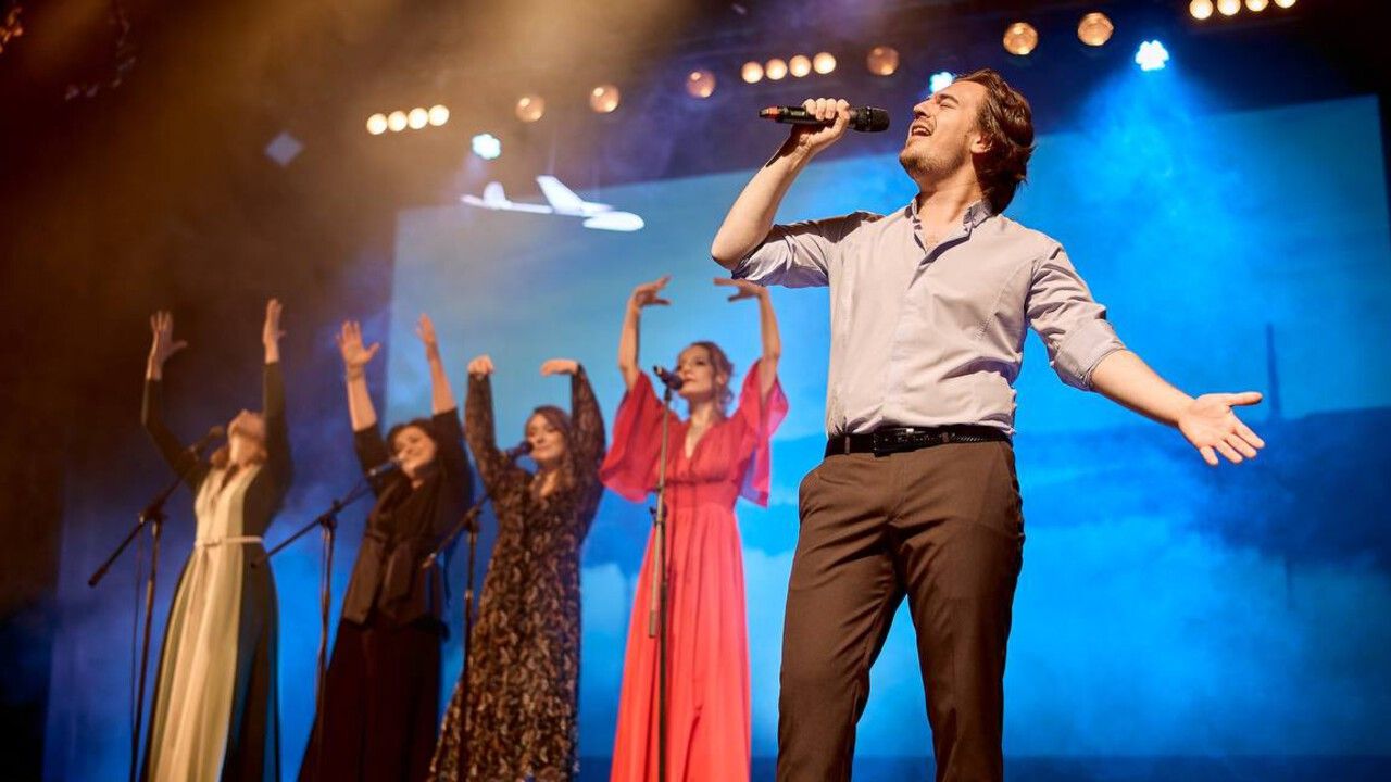 Прикамье культурное: Лысьвенцы ярко проводили театральный сезон,  а пермяков ждут на уникальных выставках