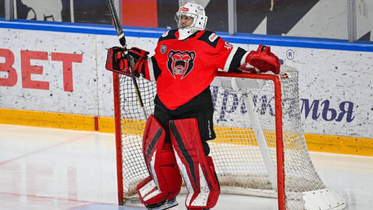 «Молот» победил «Олимпию» в серии буллитов 