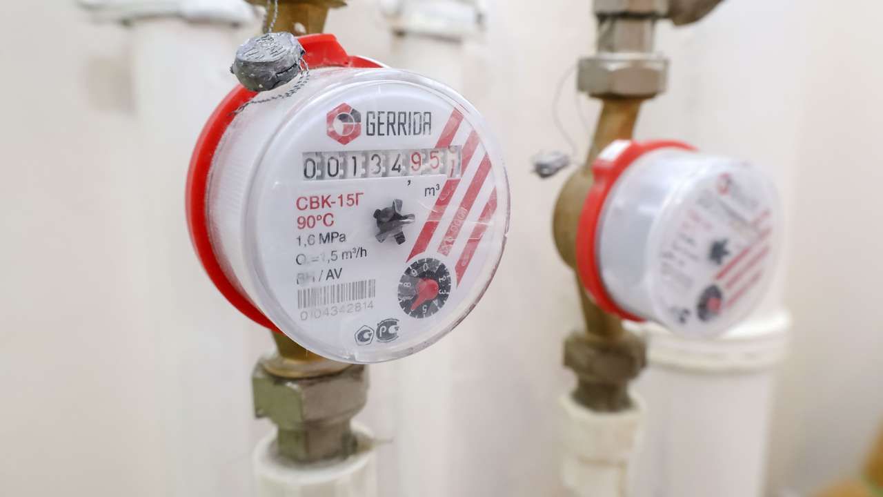 В Перми для опрессовки отключены от горячего водоснабжения 654 дома