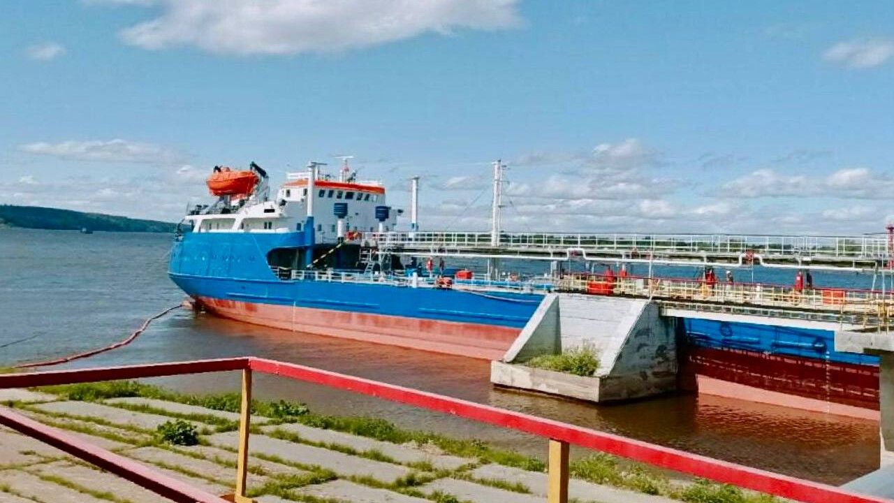 ​Капитану танкера в Прикамье грозит штраф за нарушение технических регламентов и норм пожарной безопасности