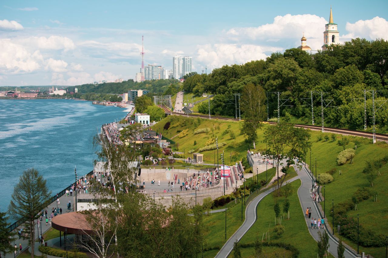 На набережной Камы дополнительно появится ещё 1,6 километра прогулочной зоны. Фото: пресс-служба правительства Пермского края