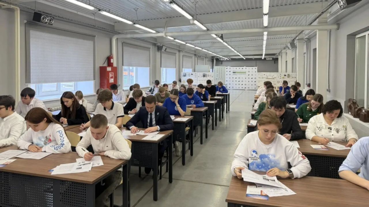 ​В Пермском крае «Диктант Победы» объединил тысячи участников на сотнях площадок