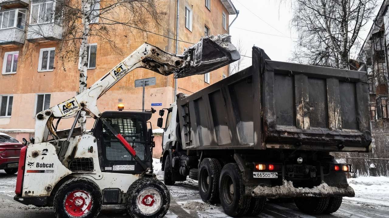 В Перми управляющим организациям выписали тысячи уведомлений за нарушения при уборке дворов