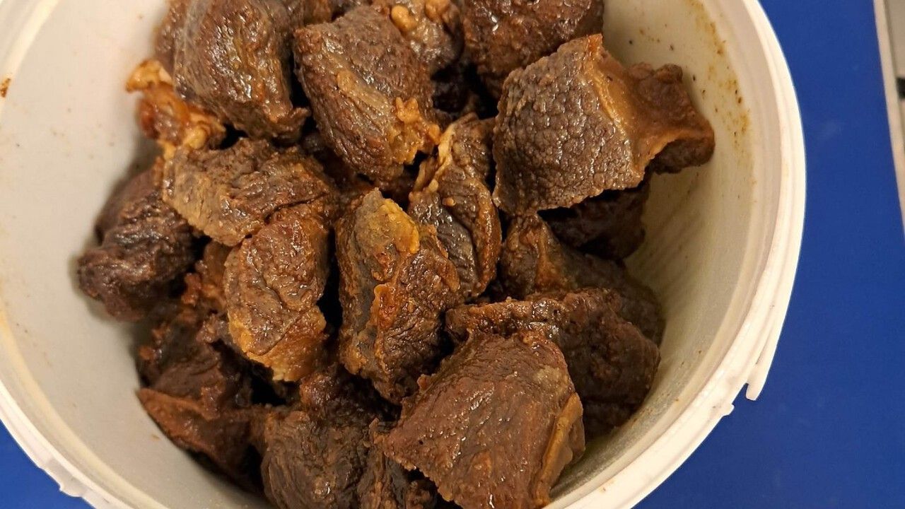 ​В Кунгуре бизнесмен поставлял продукты без ветеринарных документов в столовую и соцучреждения