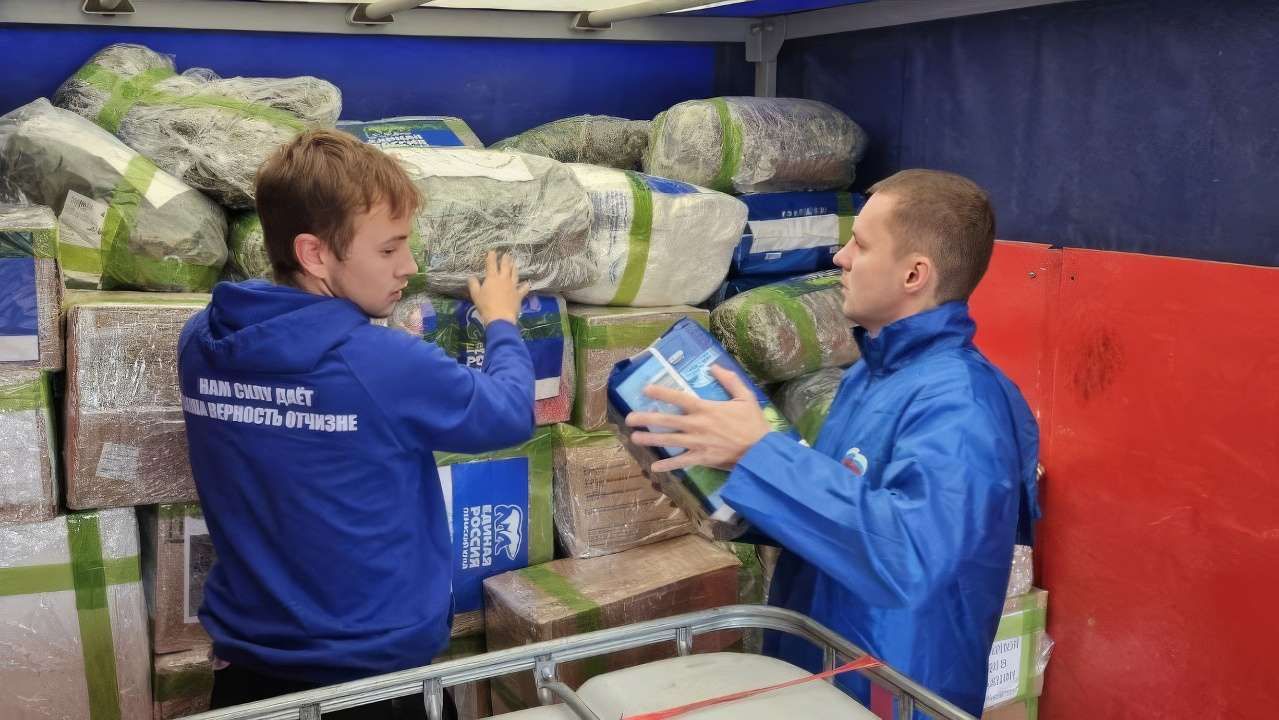 В составе гуманитарного груза из Прикамья отправили вещи для школьников Северодонецка и Херсонской области
