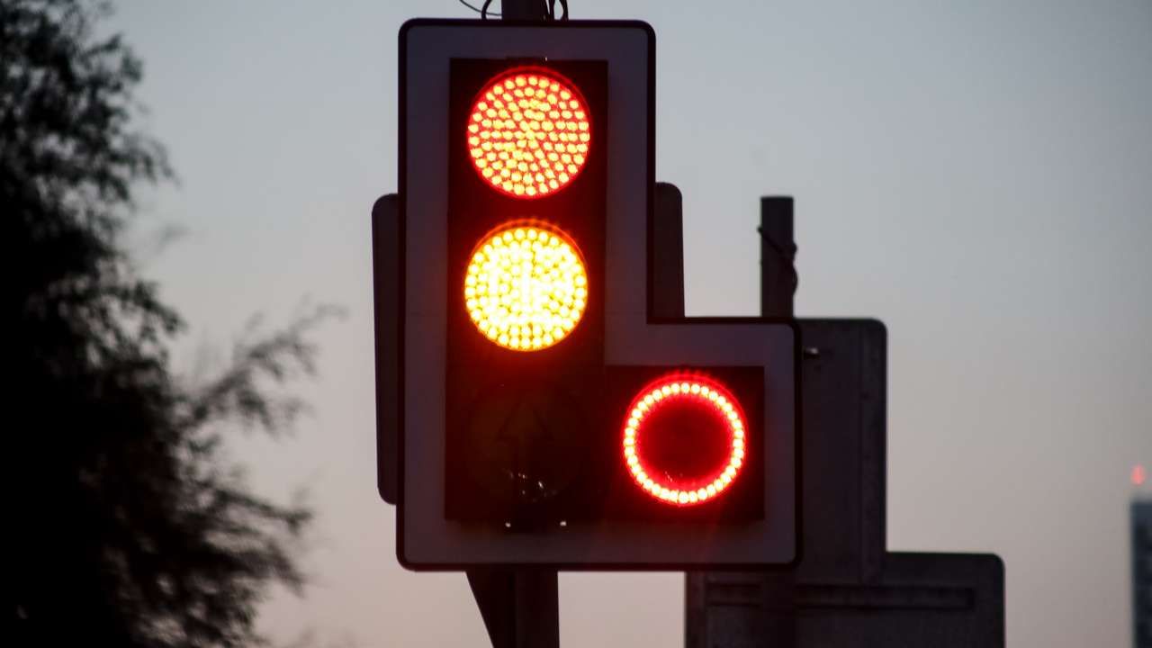 ​Дорожники рассказали, когда исчезнут пробки в Перми на улице Дзержинского 