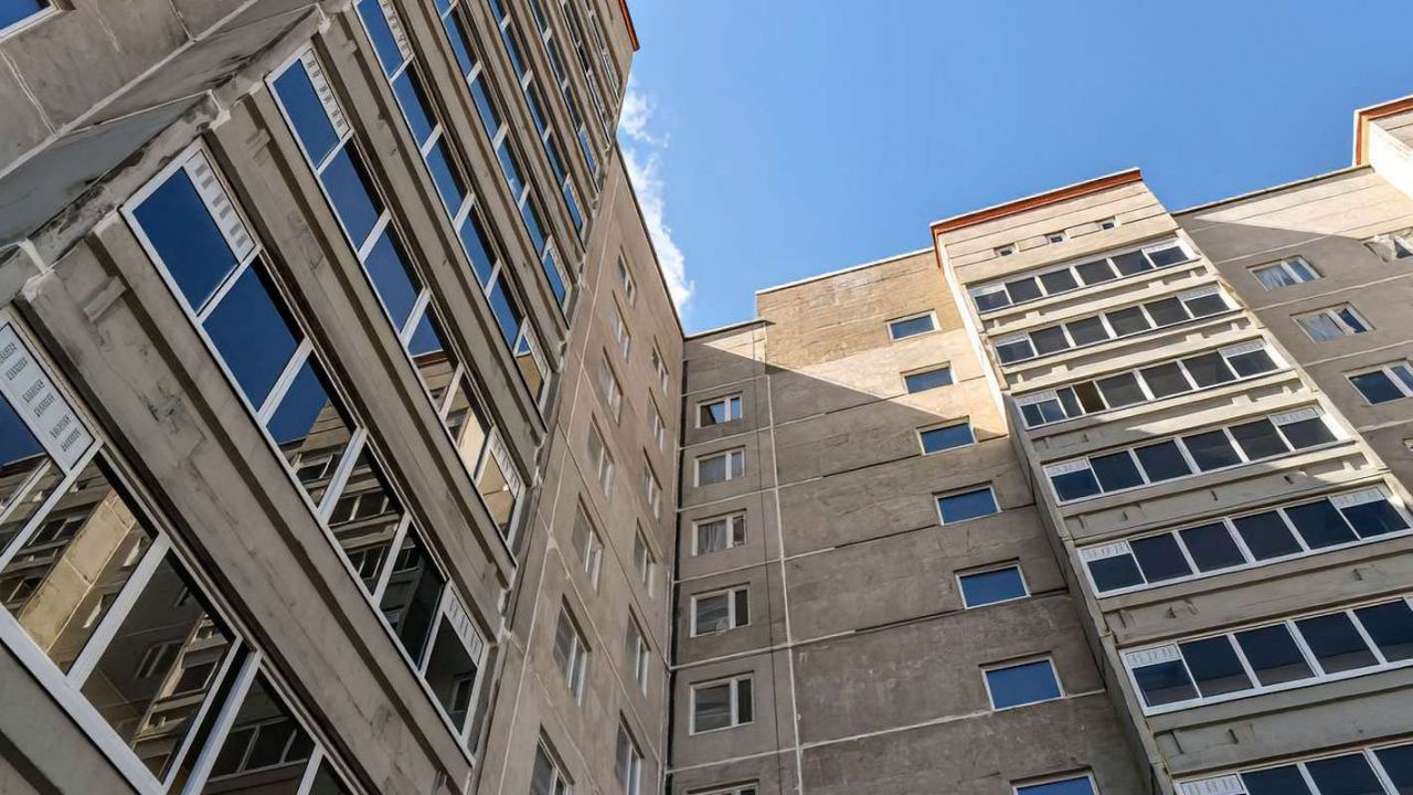 С начала года в Перми детям-сиротам передали 75 квартир 