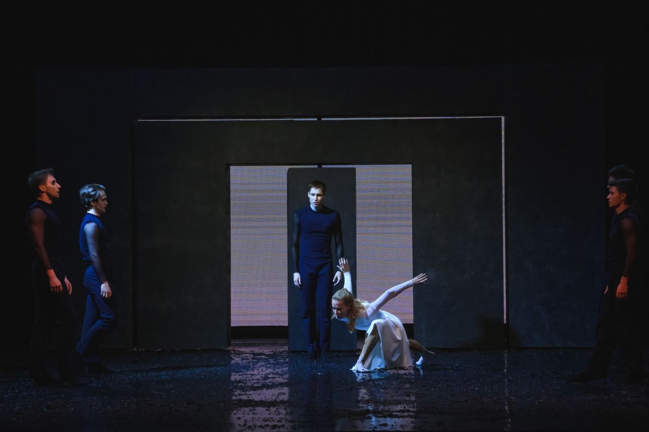 Сцена из спектакля «Поэма странствий». Фото: Андрей Чунтомов/пресс-служба театра «Балет Евгения Панфилова»