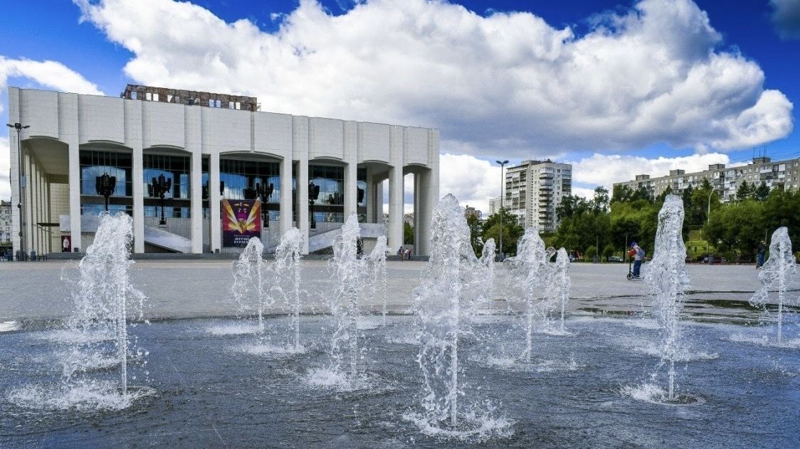 ​Роспотребнадзор напомнил жителям Прикамья о рисках купания в фонтанах