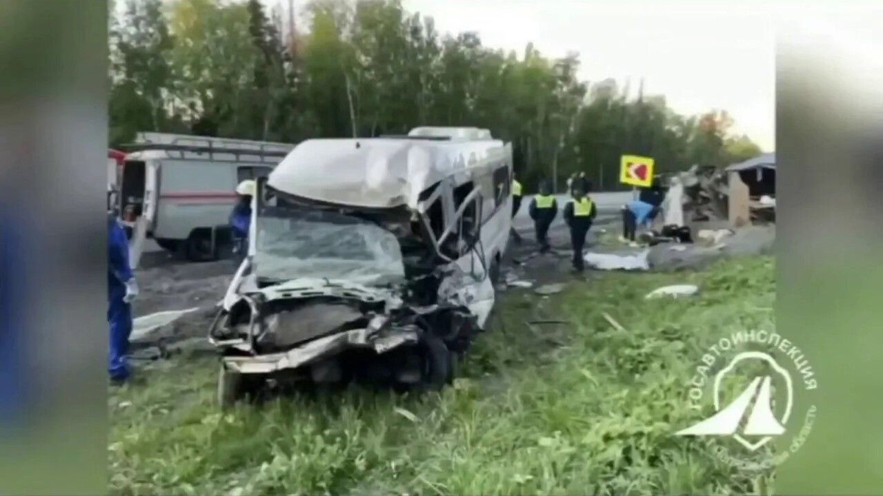 ​Автобус с пермской баскетбольной командой попал в серьезное ДТП в Челябинской области