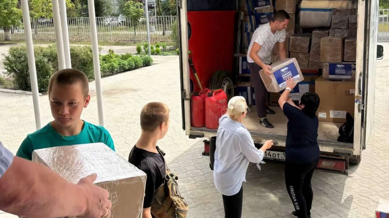 Школьникам Северодонецка передано почти 15 000 учебников