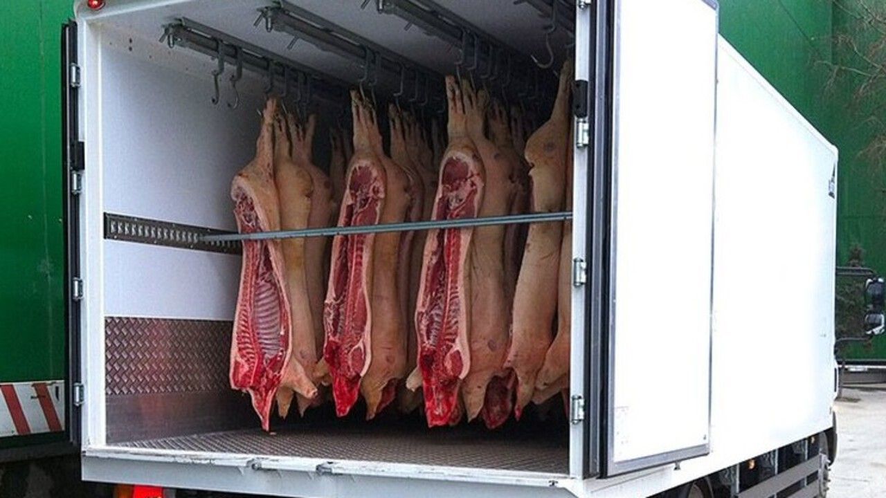 ​В Усть-Кишерти на ярмарке выявили продажу мясной продукции без документов и маркировки