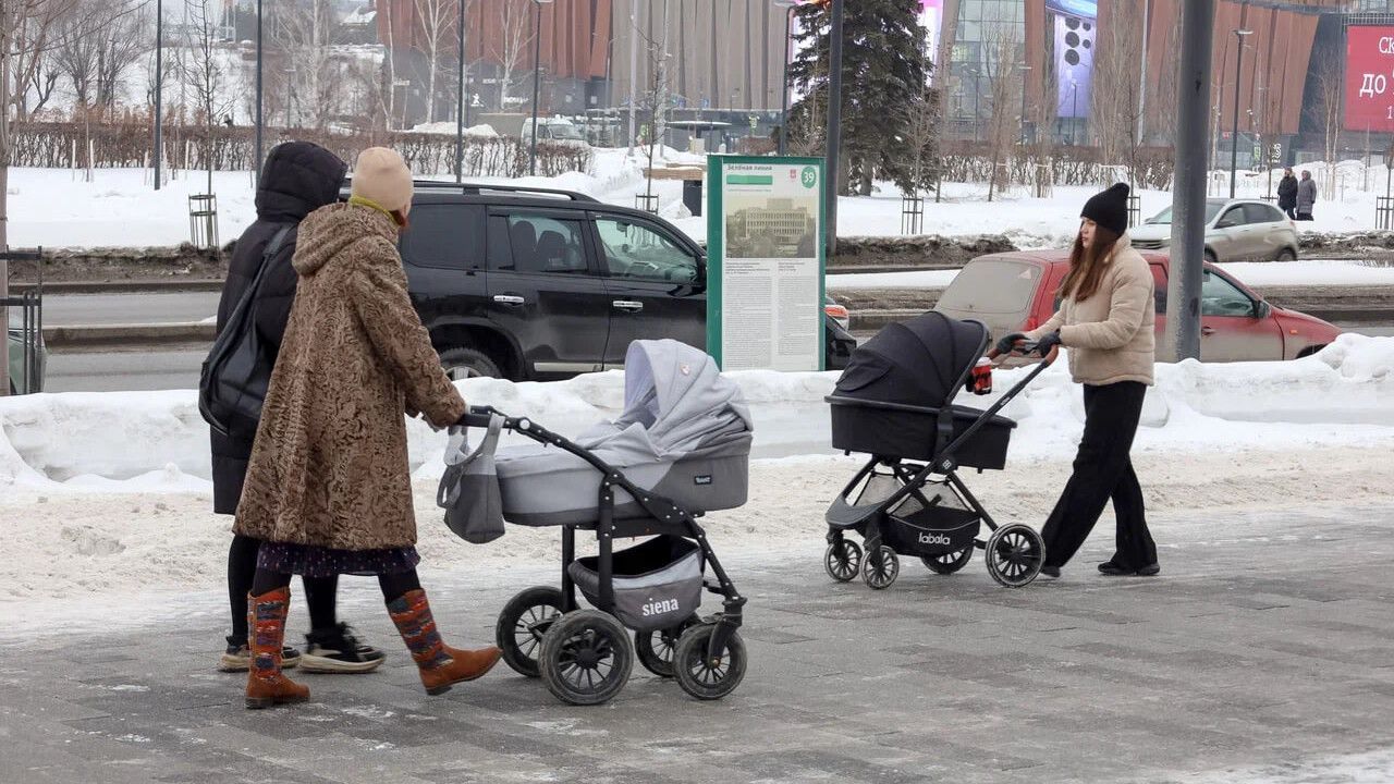 Соцподдержка по-новому: Какие выплаты выросли и кто получил новые льготы в Прикамье
