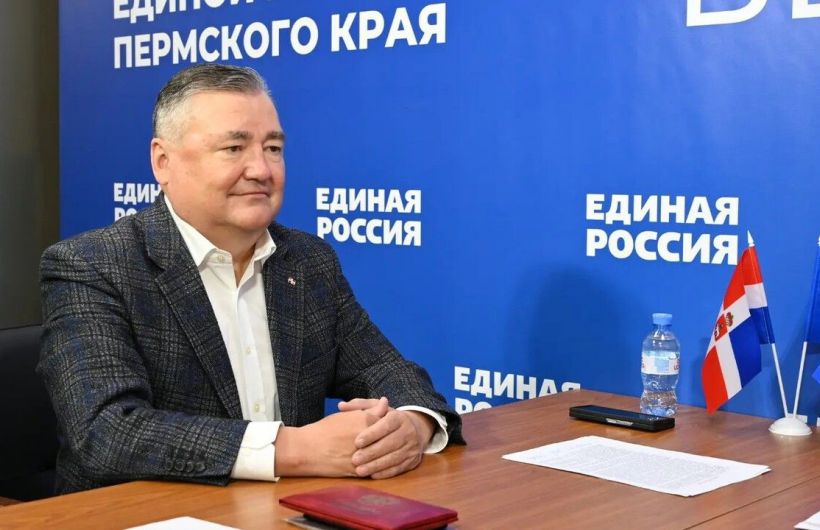 ​Председатель Заксобрания Прикамья Валерий Сухих подал документы на праймериз «Единой России»
