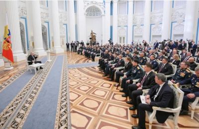 Президент РФ встретился с выпускниками «Время героев», среди которых был инспектор из Прикамья