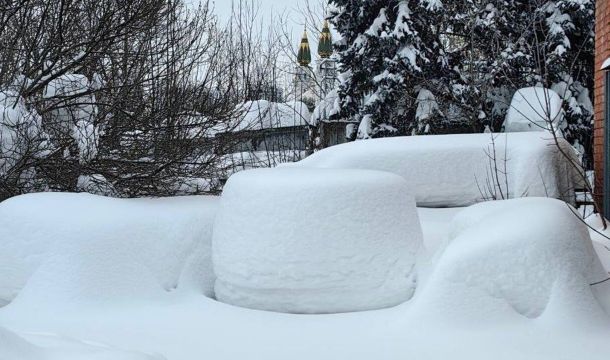 Зимой в Перми высота снега достигла 99 см