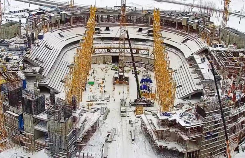 ​На «Пермь Арене» начали монтировать ключевые конструкции кровли