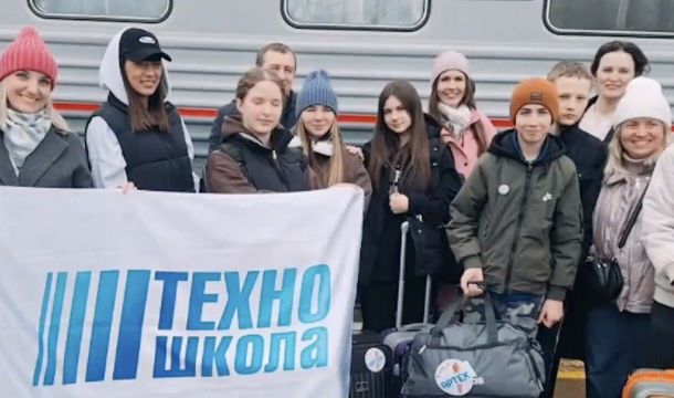 ​Школьники из Прикамья с водяной ракетой стали победителями отбора на космическую смену в «Артеке»