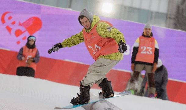 На Фестивале зимних видов спорта в Перми выявили лучших сноубордистов-джибберов региона