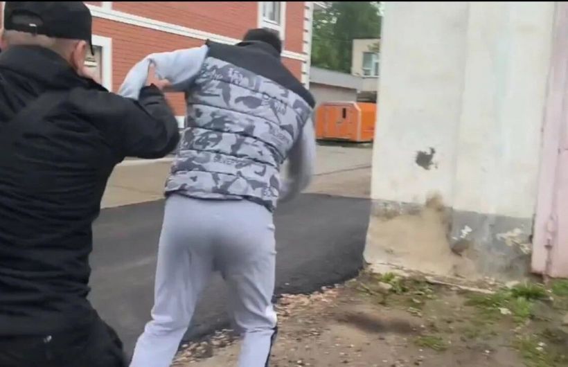 ​Двух беглецов, скрывавшихся от правосудия более десяти лет, задержали в Прикамье