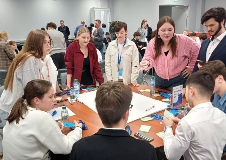 ​В Перми школьники и студенты предложили варианты применения искусственного интеллекта в ЖКХ