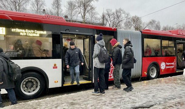 Более 50 безбилетников выявили в Орджоникидзевском районе Перми за утро