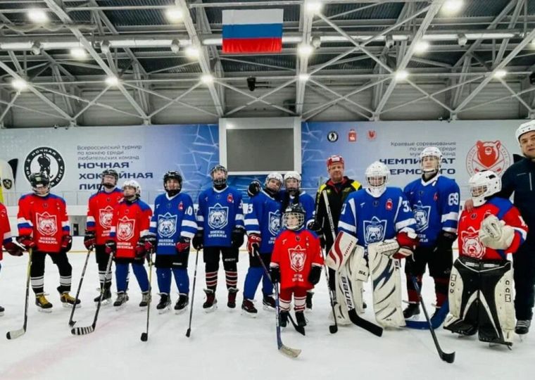 В Перми успешно растет хоккейная команда, в которой играют слепые вратари