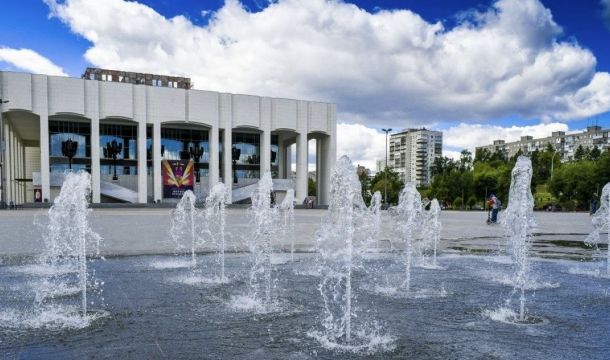 ​Городские фонтаны после зимней консервации запустили в Перми