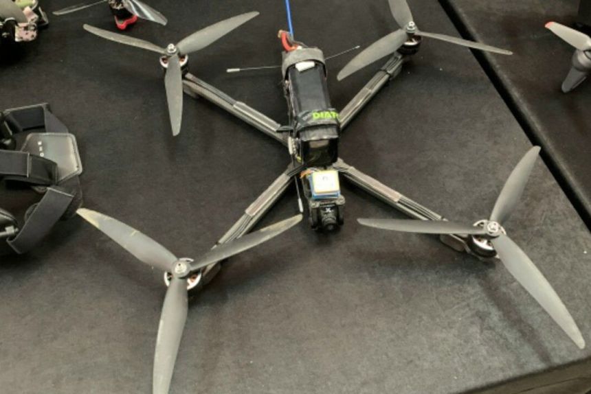 Вражеские беспилотники атаковали промышленное предприятие в Губахе